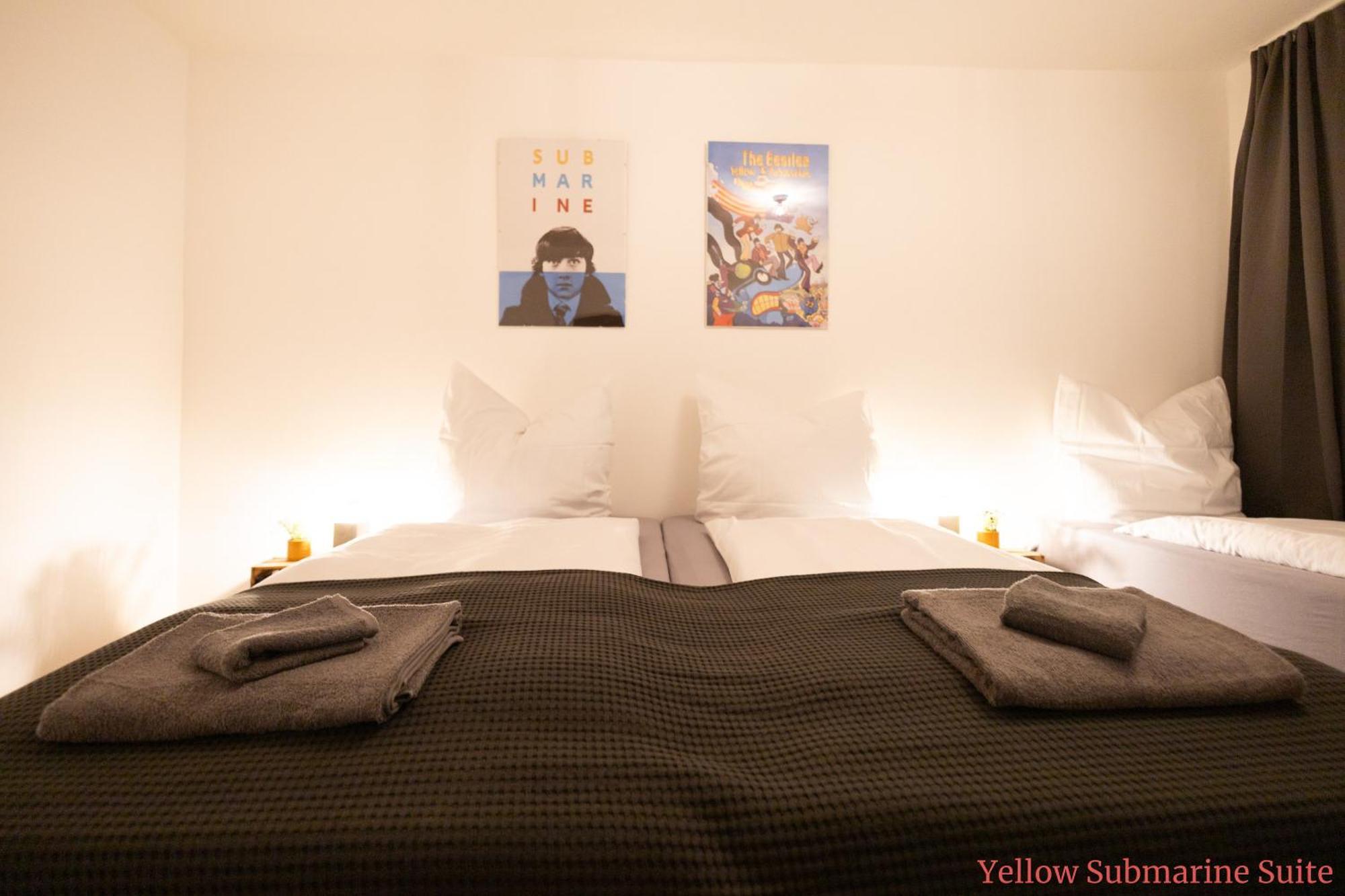 Ko-Living - Beatles Und Banksy Suites & Studios Am Eselsbrunnen - Altstadt - Kueche Halle  Exterior foto
